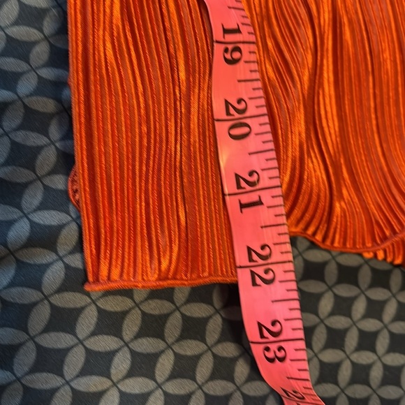 Women's Rust Top with flutter sleeves Sz M - Picture 9 of 11